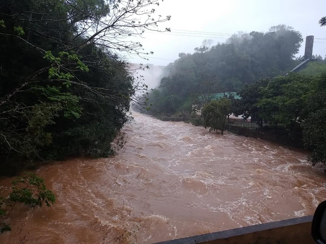 Barragem Sul de Ituporanga chega a 25 7 metro e está as 5 comportas